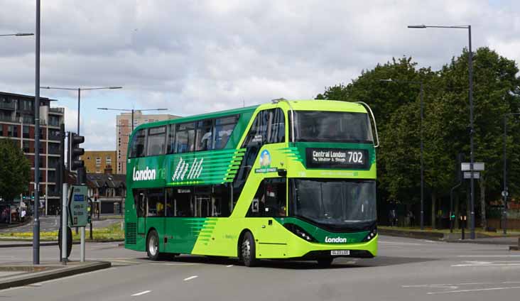 Reading Buses Alexander Dennis Enviro400City Windsor Line 735